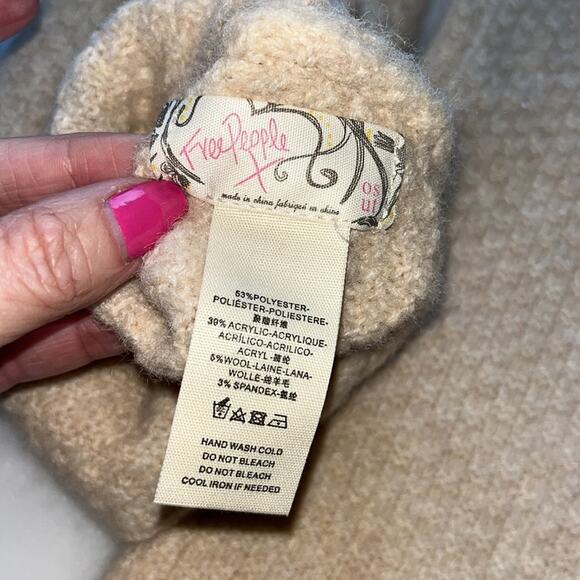 Free People Armour Knit Arm Hand Warmer Fingerless Womens Cream Ribbed Gorpe - Picture 5 of 6